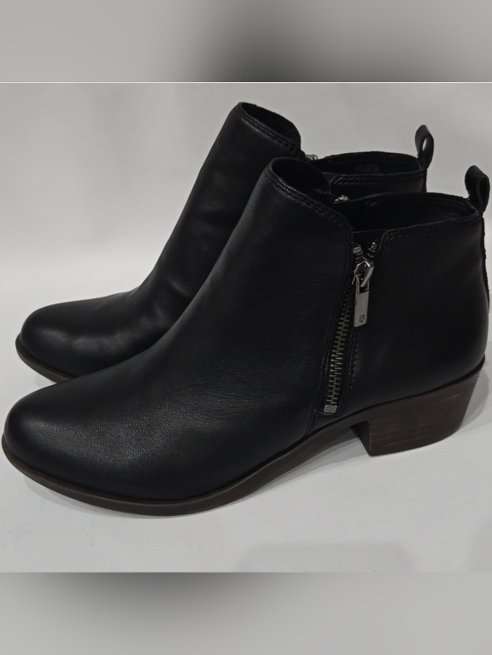 Lucky Brand Basel Black Ankle Boots Booties Leather Side Zip Classic Round Oval